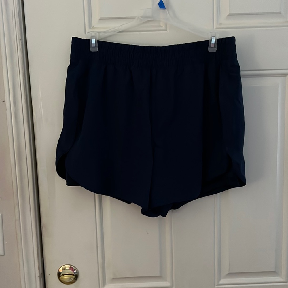 Dark blue AVIA jogging shorts